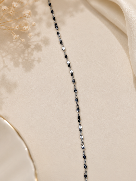 Collier Chaîne simple fine détails