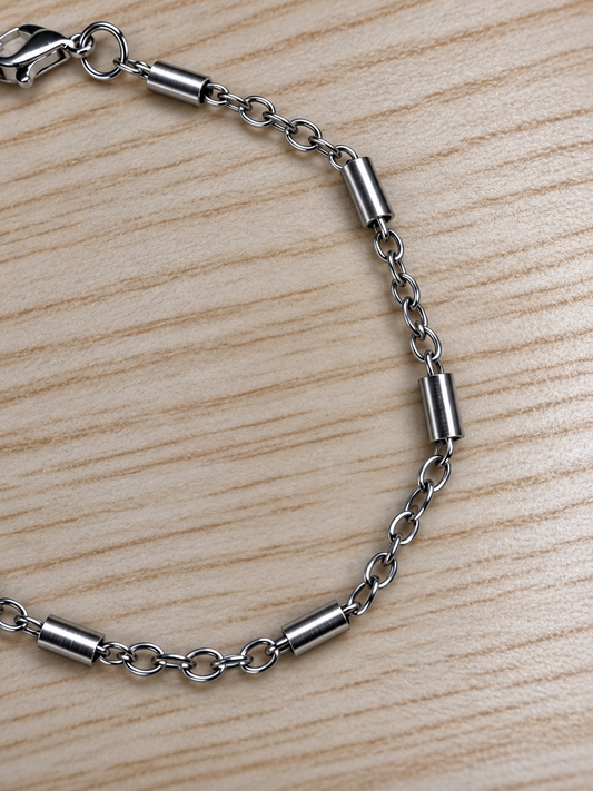 Bracelet Chaîne détails cylindre