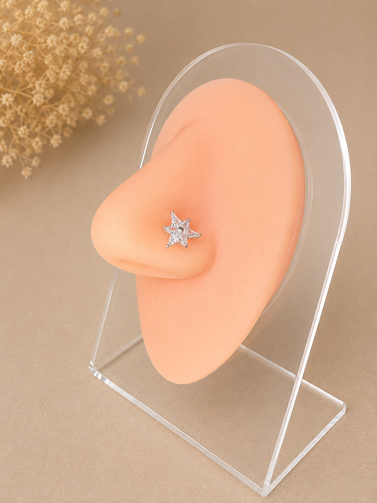 Piercing Nez Triangle Strass Argenté en Acier Chirurgical | Maison Marinette